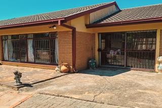 3 Bedroom Property for Sale in Pellissier Free State